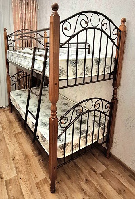 Двухярусная кровать-трансформер