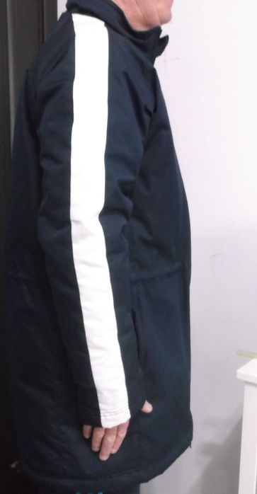 geaca nike lunga - pt. o persoana de 175  cm