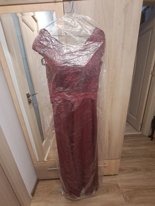 Rochie lucrata manual