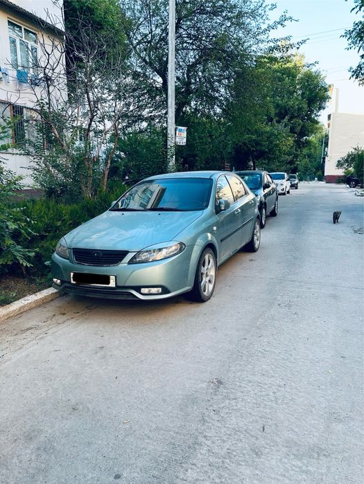 Daewoo Lacetti Хэтчбек 1.8