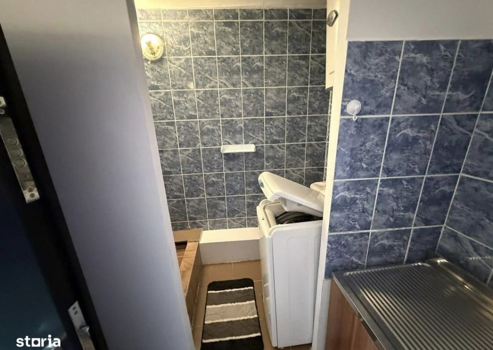 Garsoniera de vânzare