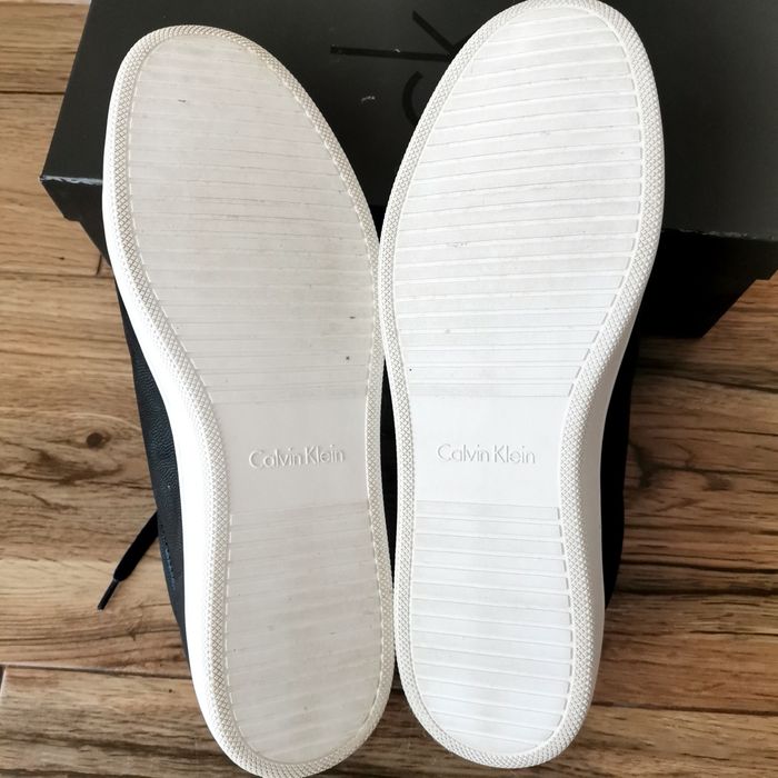 ! Оригинални сникърси Calvin Klein