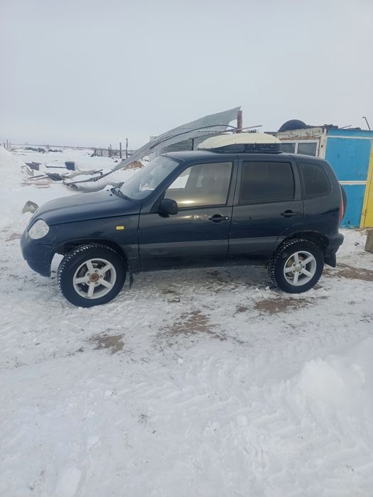 Продам ниву сел поехал.