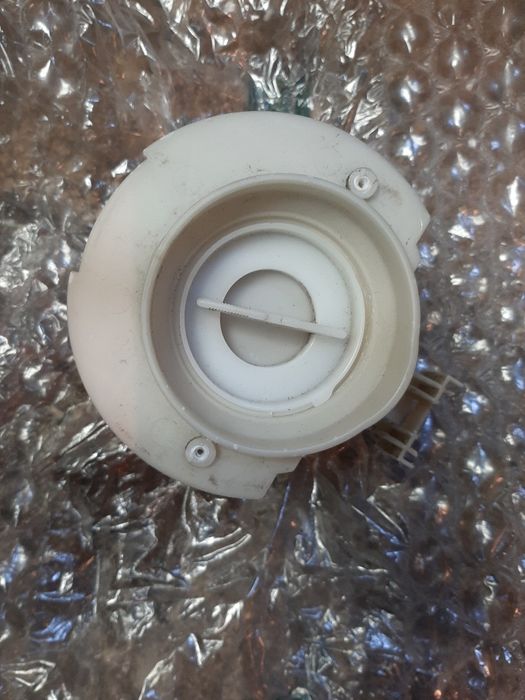 Pompa mașină de spălat rufe whirlpool