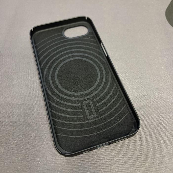 iPhone 16e Чехол