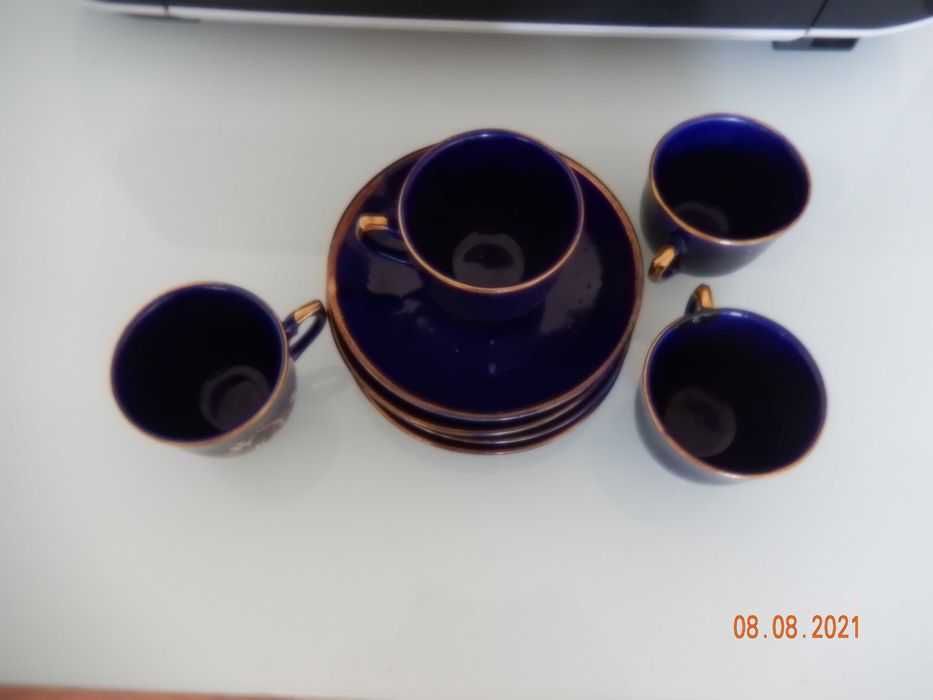 3 seturi de cafea fine porcelain si inca 2