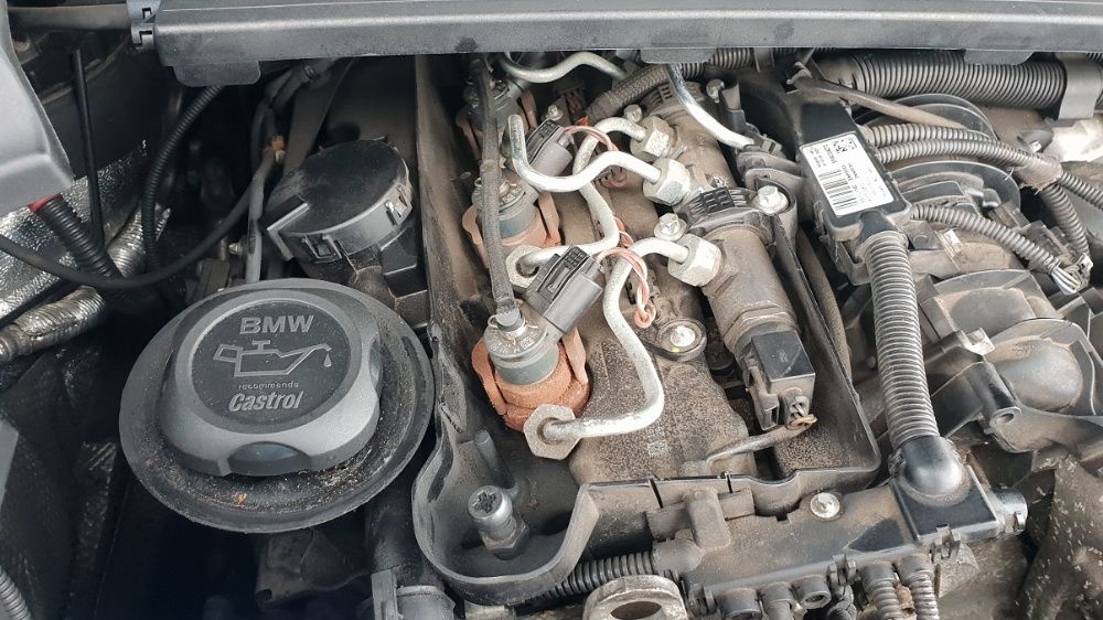 Injectie completa bmw e90,316d,318d,2010,pompa,injectoare,rampa,cond