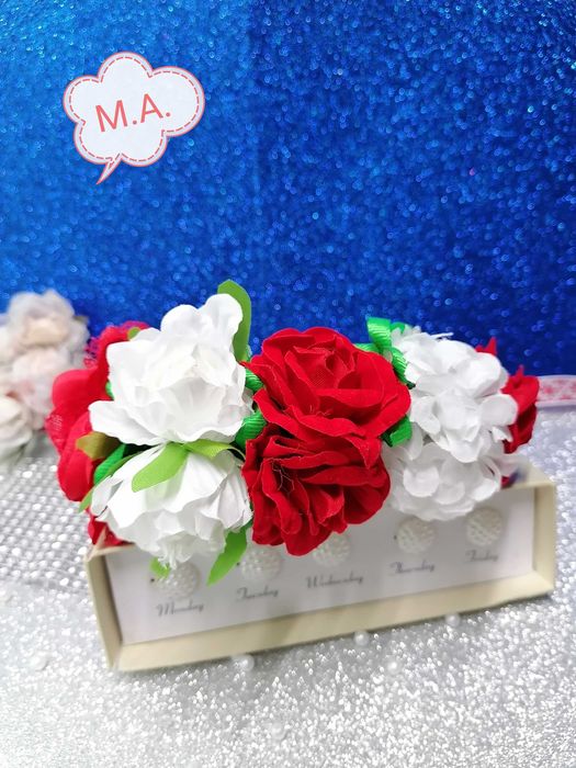 Диадема за коса за народни танци.