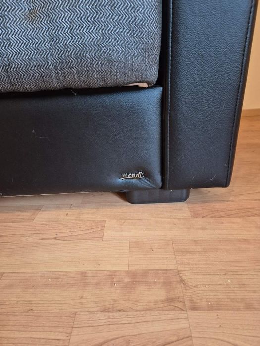 Разтегателен диван