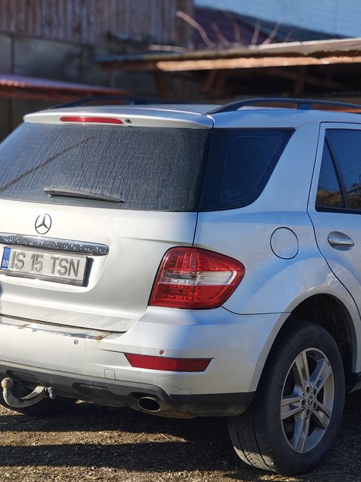 Mercedes Benz din anul 2009