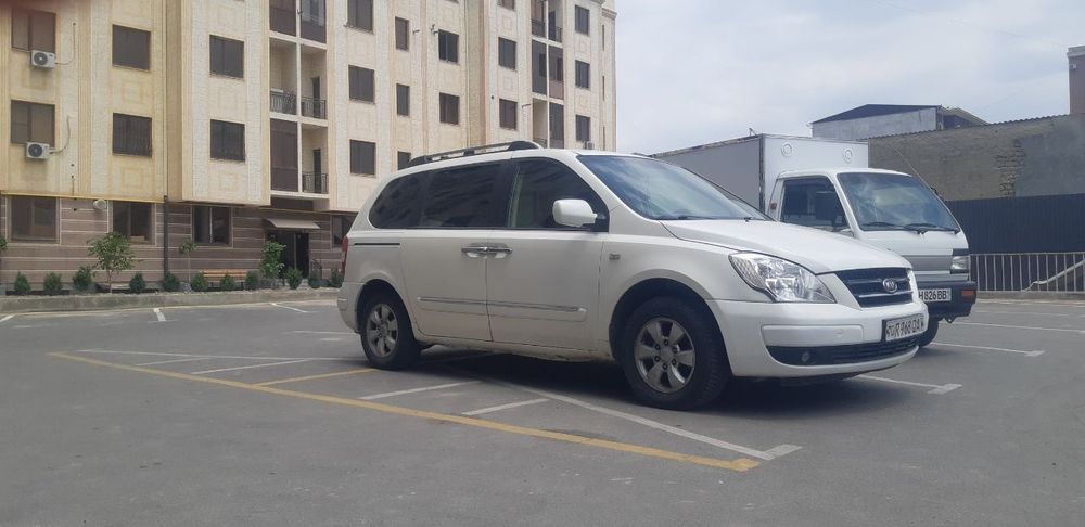 Киа карнавал 2.9 дизель. автомат каропка 2006 г
