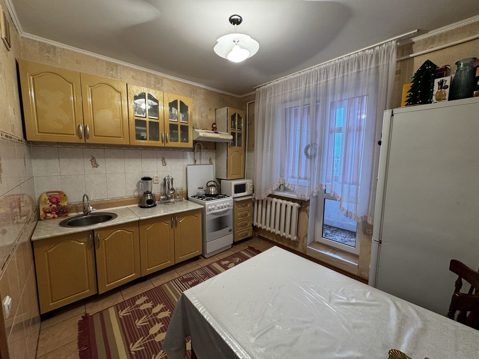 Продам 2 комн.квартиру на Космосе