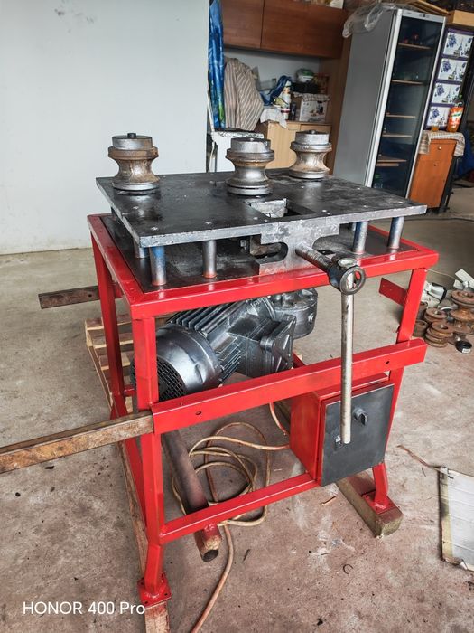 Mașina roluit țevi