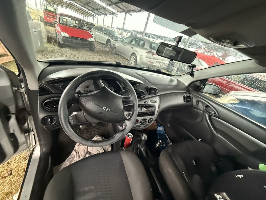 Форд фокус 1.8 114 кс 2000г на части