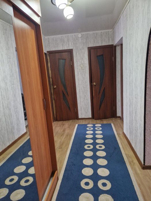 Продам трехкомнатную квартиру