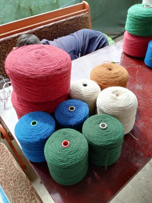 lână de oaie vopstă