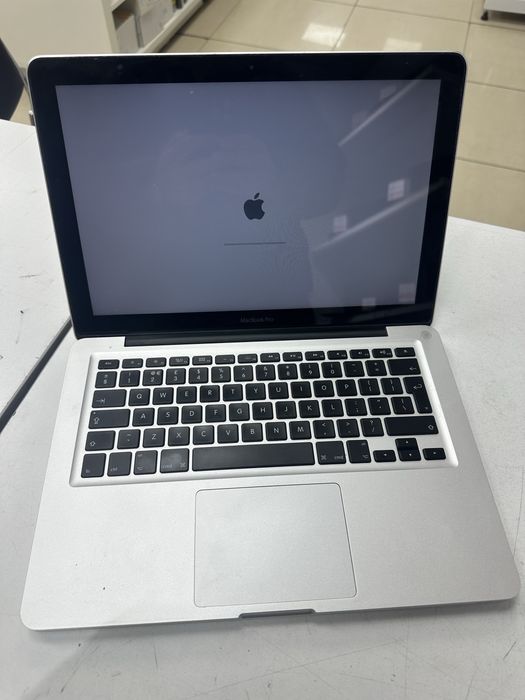 Ноутбук Apple MacBook pro 13 2011