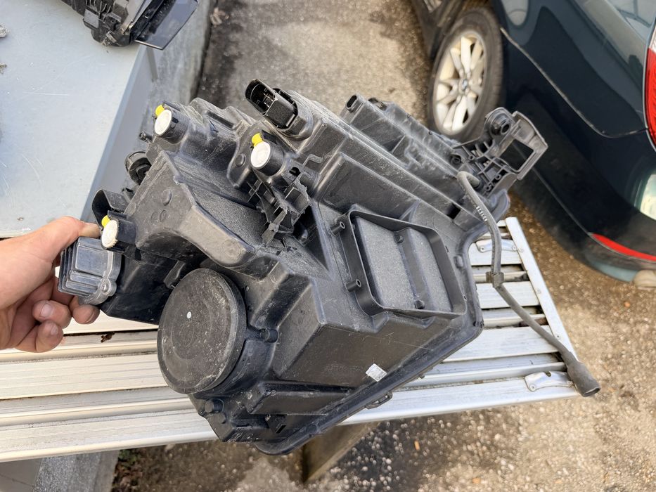 Ляв Full Led фар за Skoda Karoq