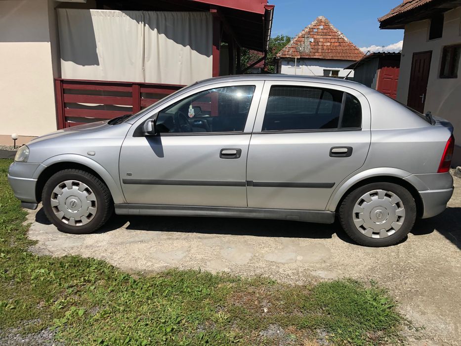 Opel astra, benzina din 2007