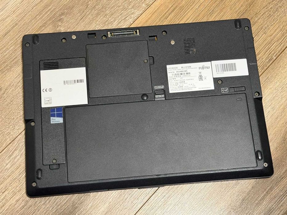 Fujitsu Lifebook U747 I7-7600U/8RAM/256SSD