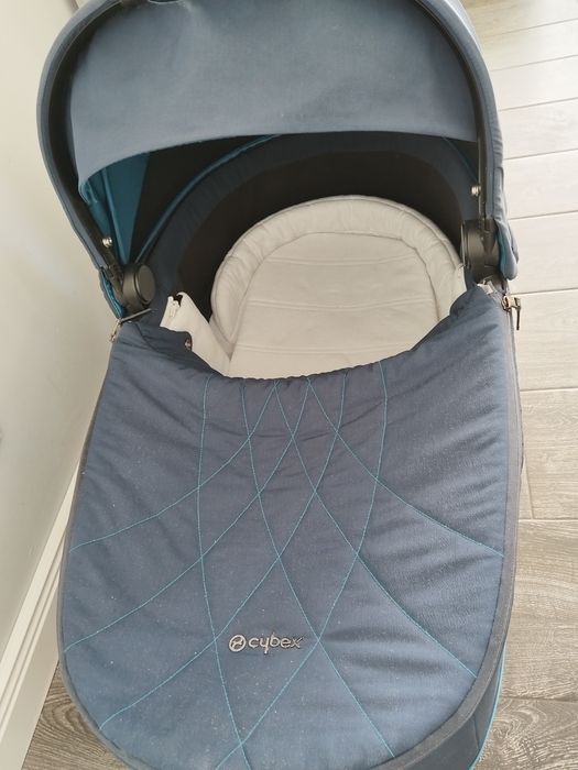 Продавам количка Cybex Priam