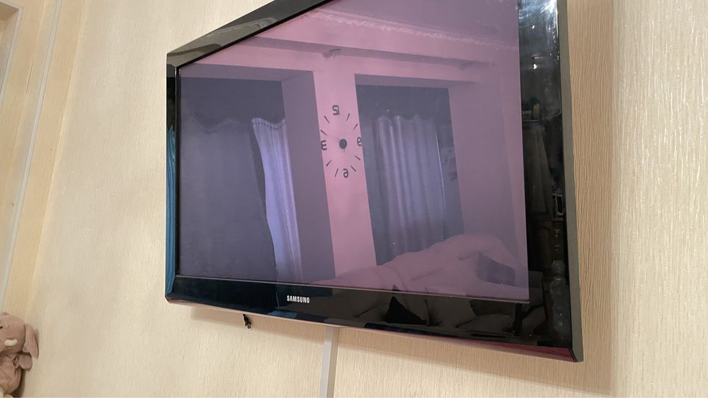 Продам телевизор