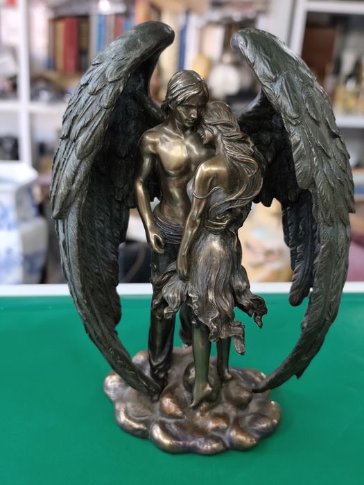 Статуетка ,,Ангел пазител,, Veronese Selina Fenech