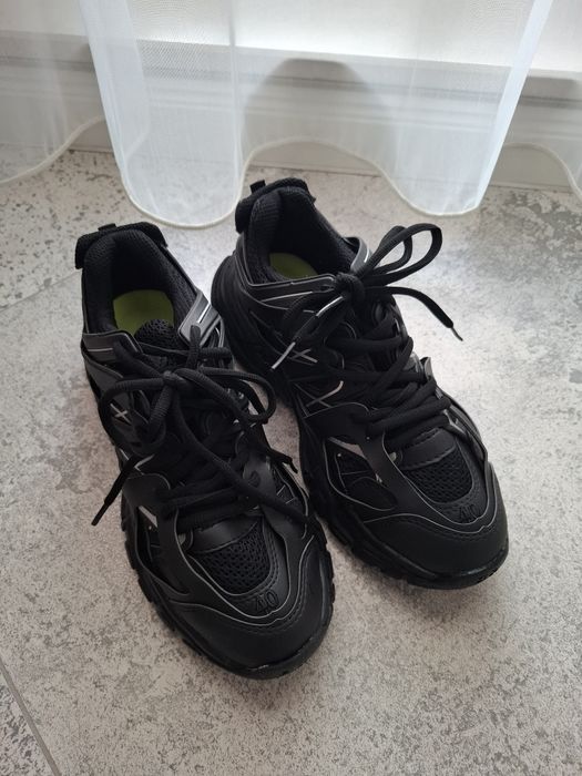 Маратонки Balenciaga 40 номер