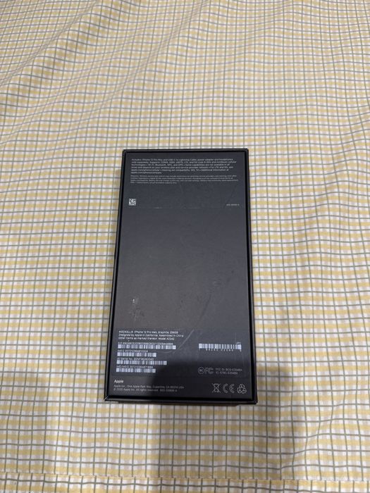 Коробка на айфон