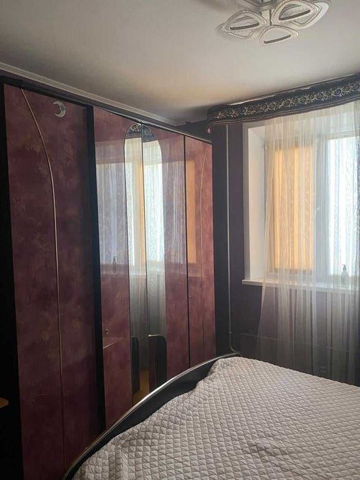 Продам 3х ком в 8 мкр 71кв.м