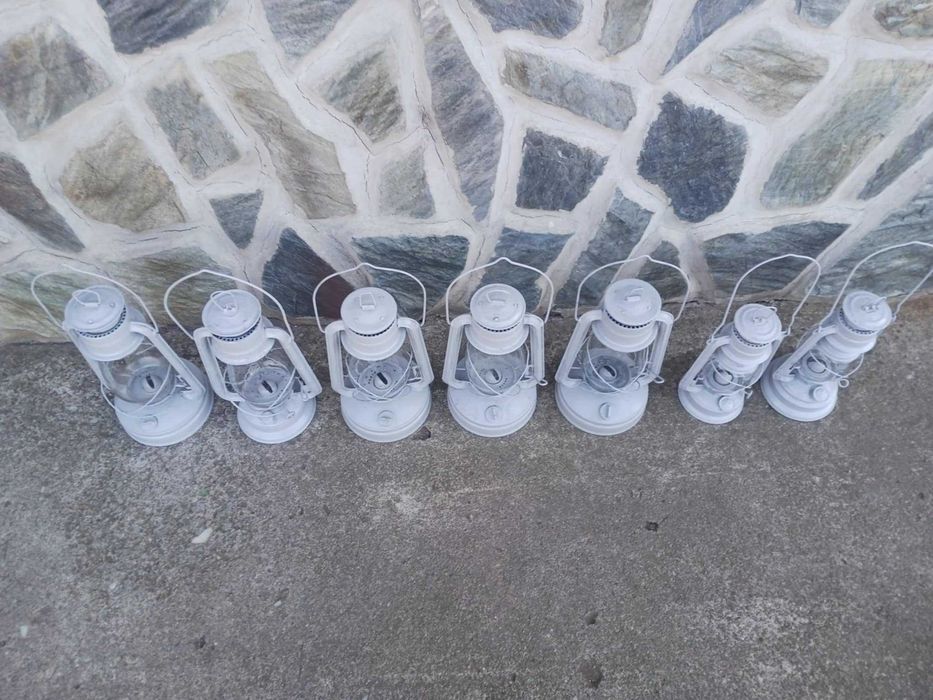 Продавам фенери за битов кът