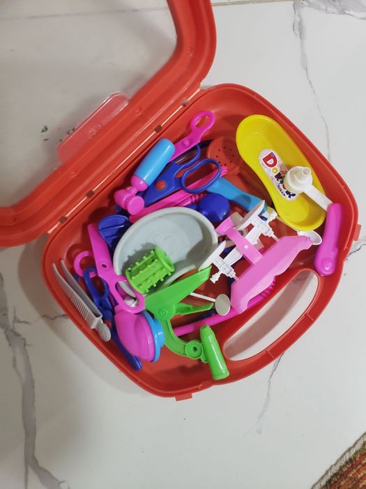 Shifokor anjomlari uyinchoklar.