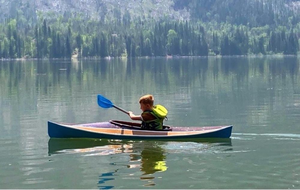 Продам морской каяк