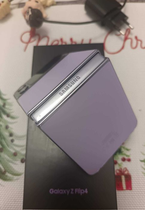 Samsung galaxy z flip 4