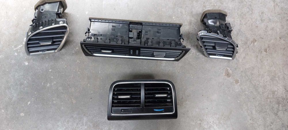 Grila aer bord cotiera Audi A4 B8/A5 2008-2014