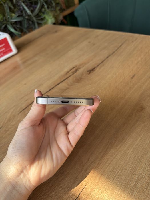 Аифон 15 про 256 в хорошем состоянии