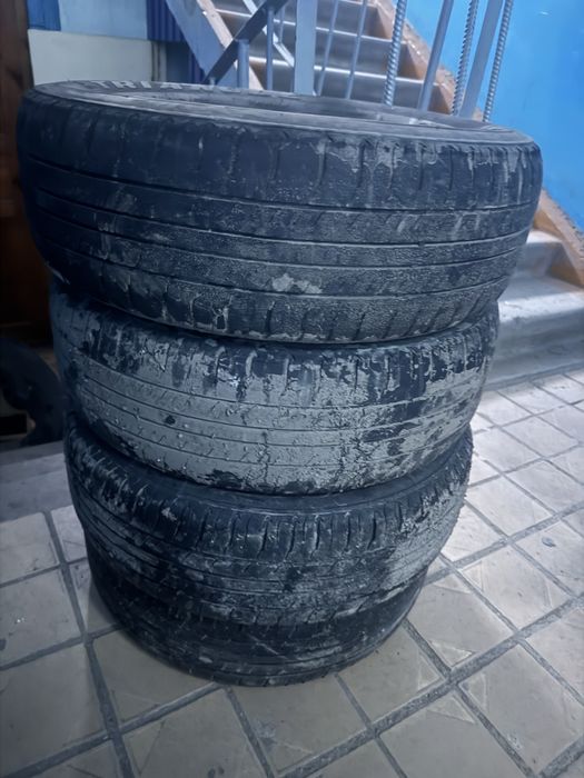 Продам шины б/у 14