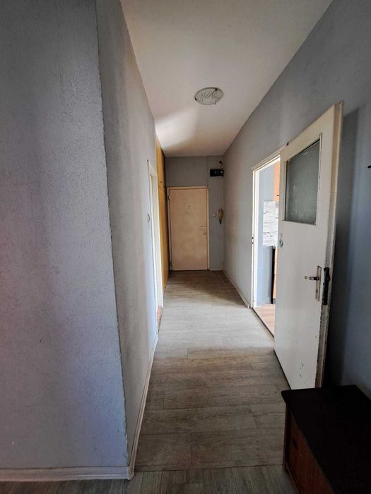 Продава се Тристаен апартамент в Пловдив, Тракия - 86 кв.м за 771 €/кв.м - Снимка #6