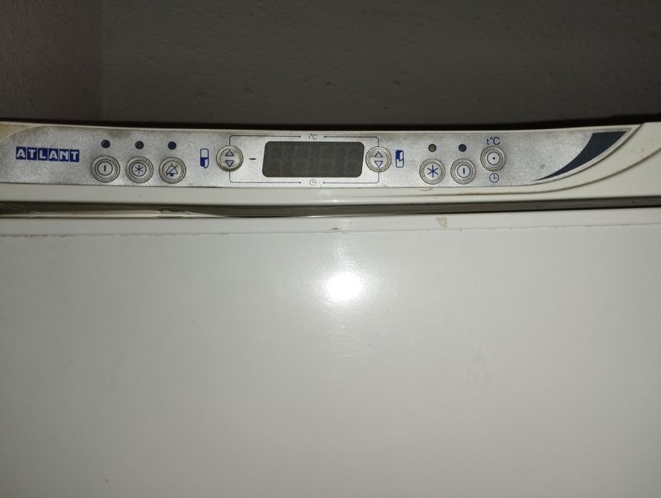 Холодильник Атлант б/у в хорошем состоянии