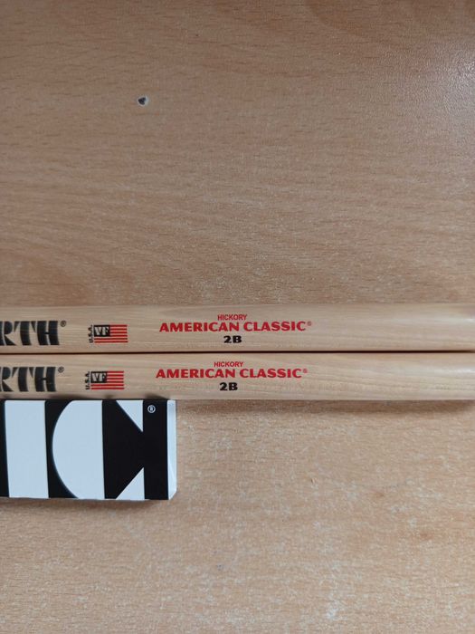 Палки за барабани Vic Firth 2B