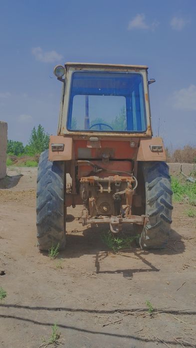 Traktor YuMZ-6  BELORUS sotiladi
