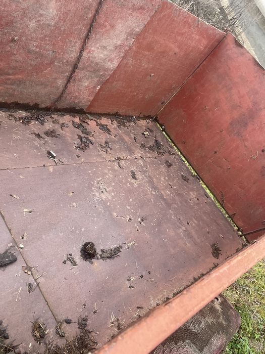 De vanzare sau schimb remorca si troliu