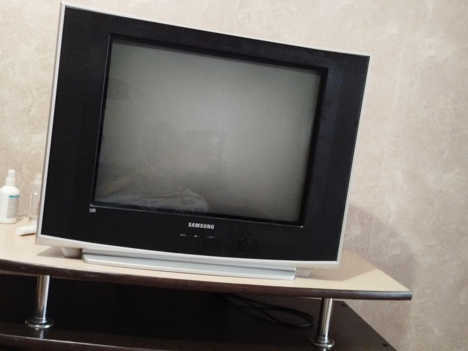 Продам телевизор Samsung