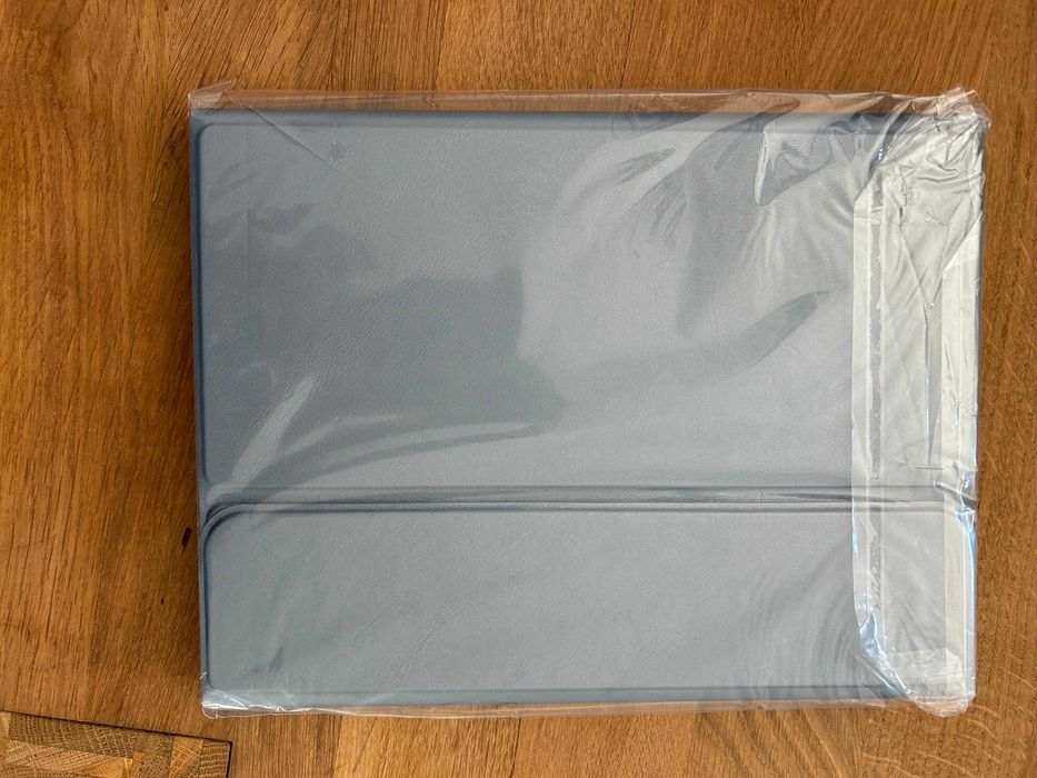 Case (husa) + Tastatură iPad compatibilă cu 10 (10,9 in), iluminata RGB