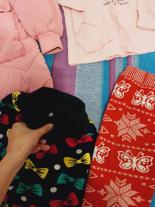 Продам детские вещи всё  за!