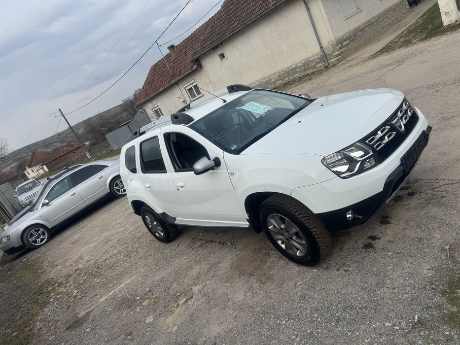 Duster Euro 6 an 2016 motor 1,2 benzină 125 cp KM 116771 ful dotări