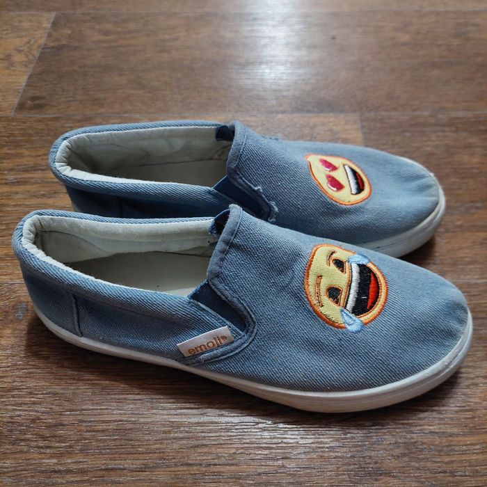 Продам джинсовые кеды 39р