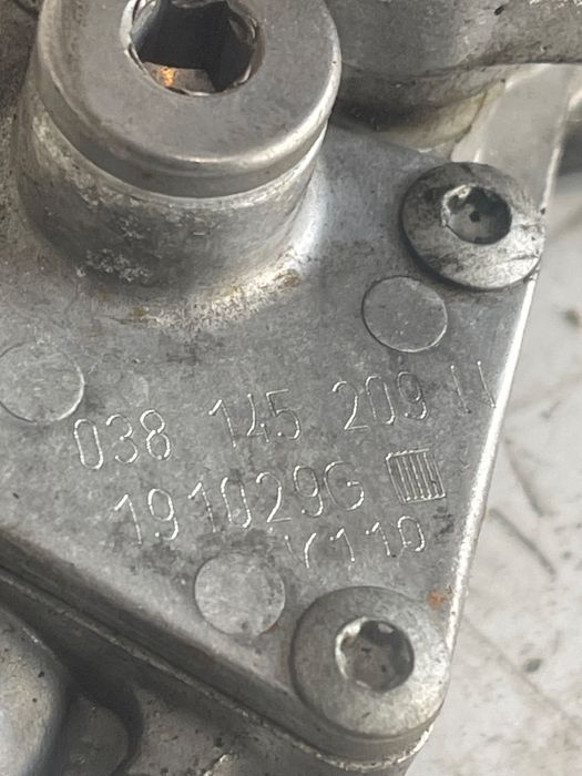 Pompa De Vacuum Audi A4 Iii 8Ec, B7 2004 - 2008 2.0 Tdi Bpw 038145209N