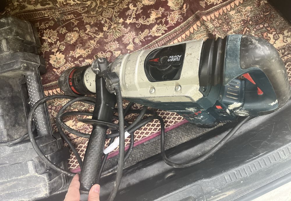 Перфоратор Bosch GBH 5-40 DCE