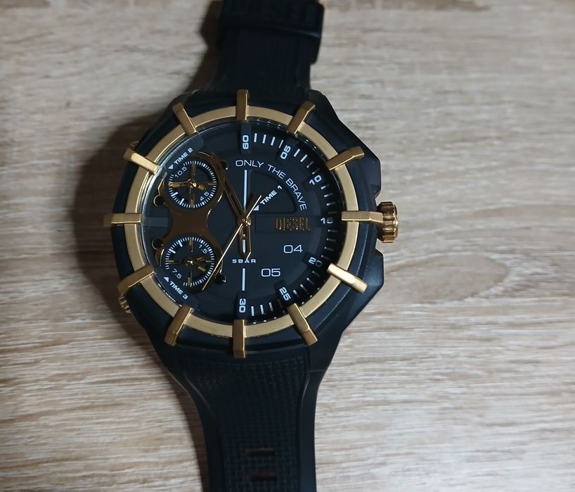 Ceas Diesel barbati